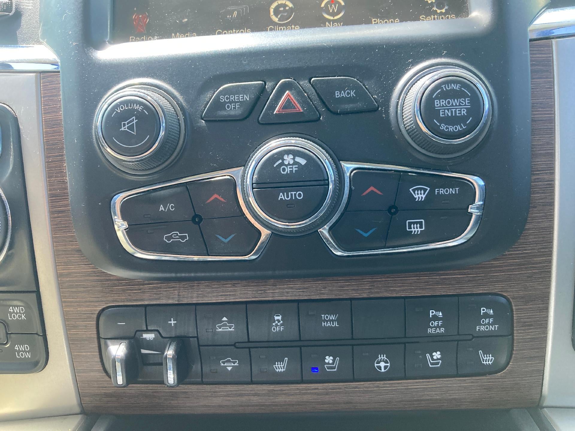 2014 RAM 1500 Laramie