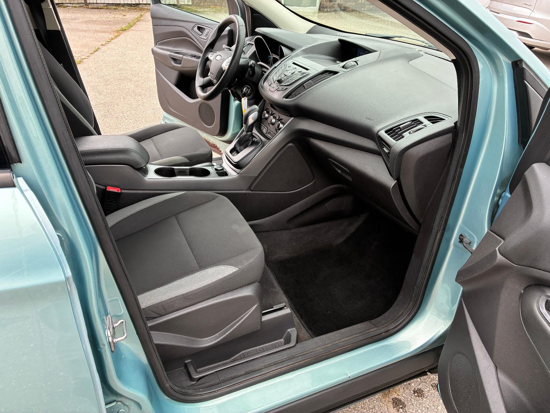 2013 Ford Escape S
