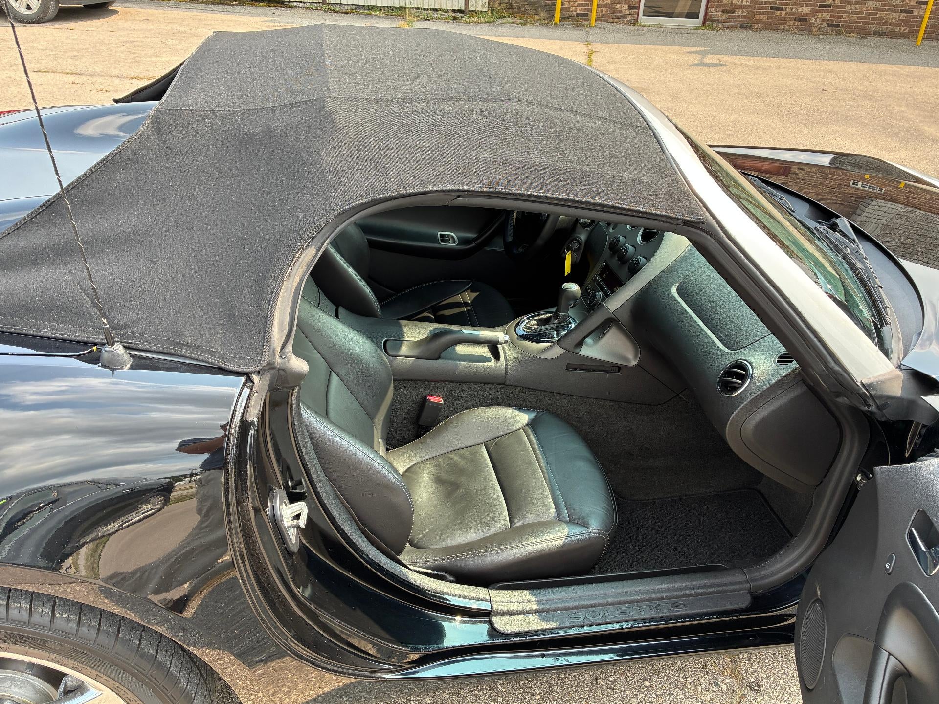 2008 Pontiac Solstice Base