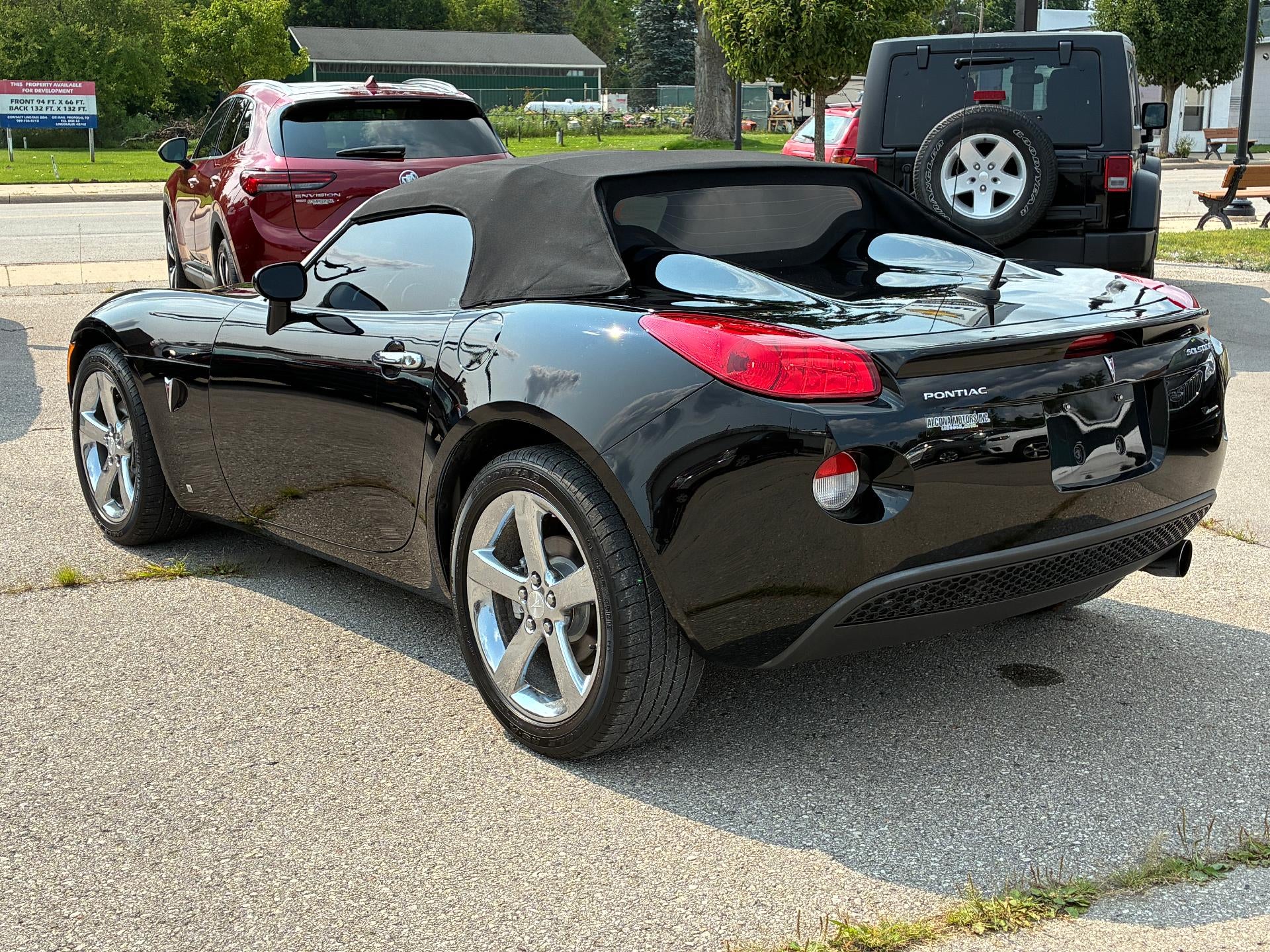2008 Pontiac Solstice Base