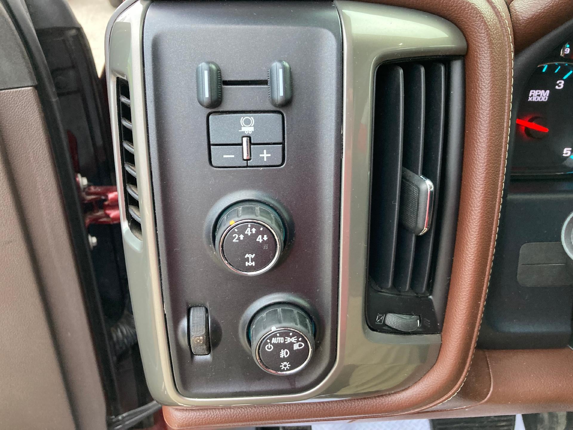 2015 Chevrolet Silverado 3500 HD High Country