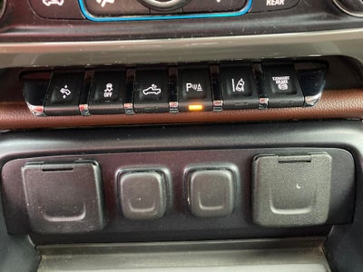 2015 Chevrolet Silverado 3500 HD High Country