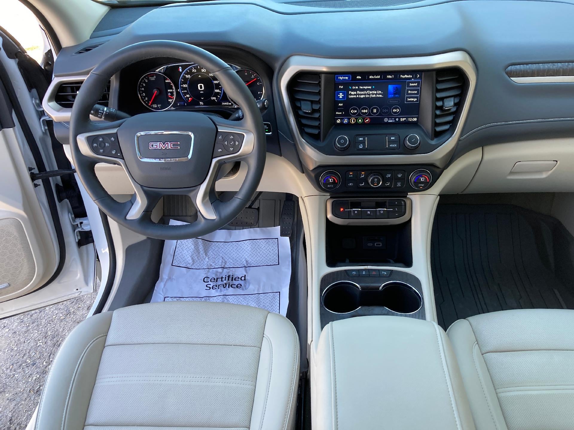 2023 GMC Acadia Denali