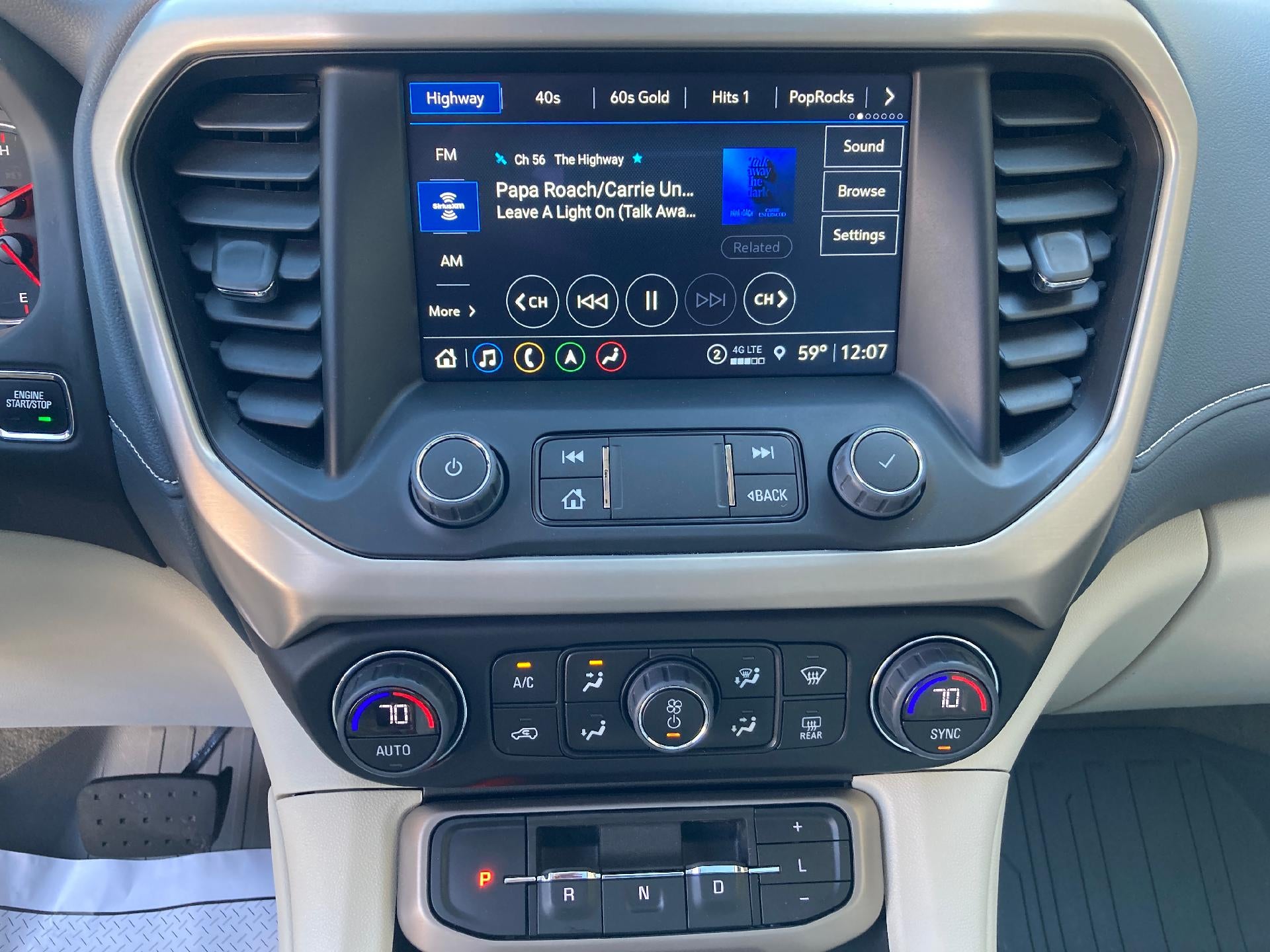 2023 GMC Acadia Denali