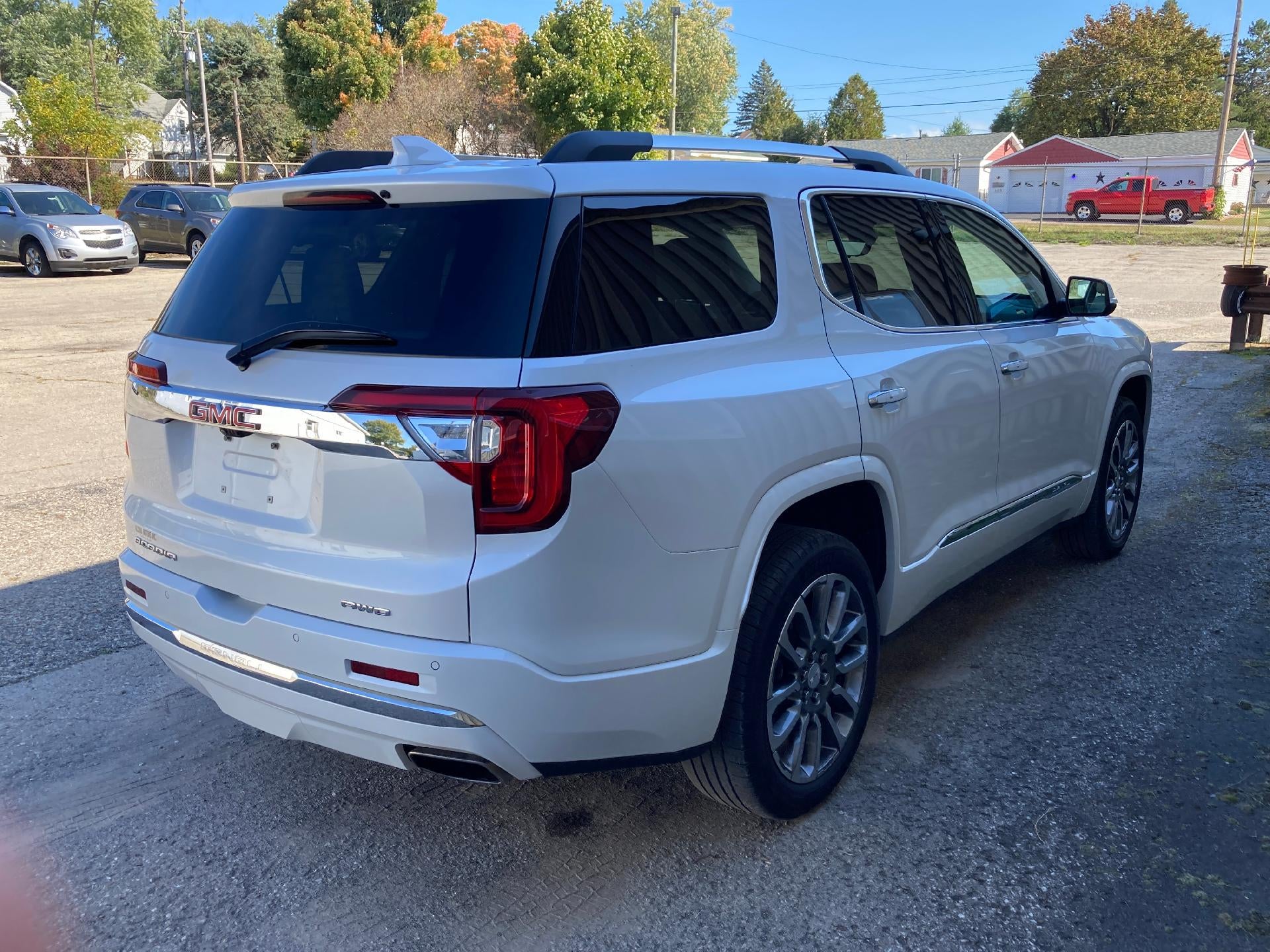2023 GMC Acadia Denali