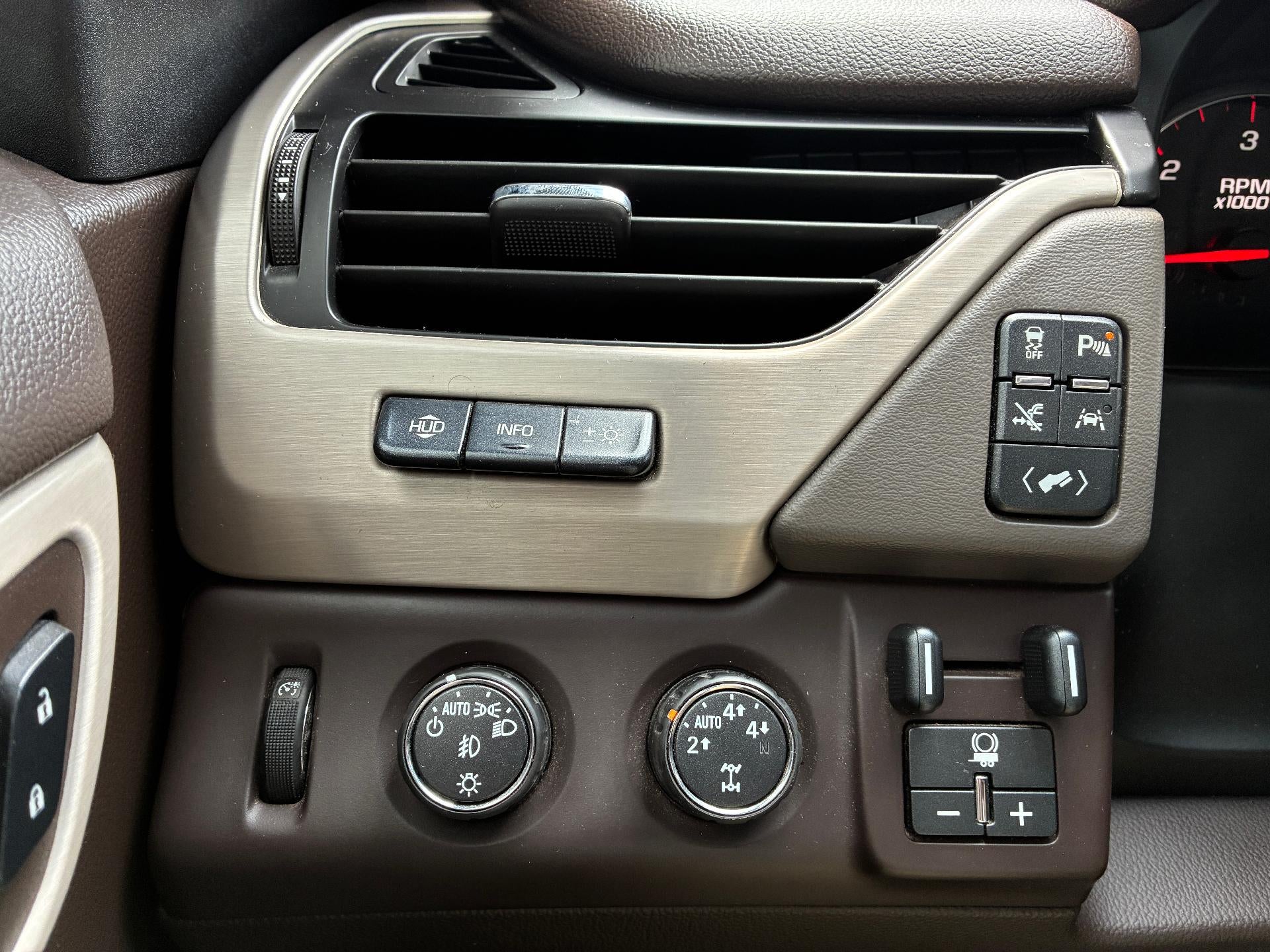 2016 GMC Yukon Denali