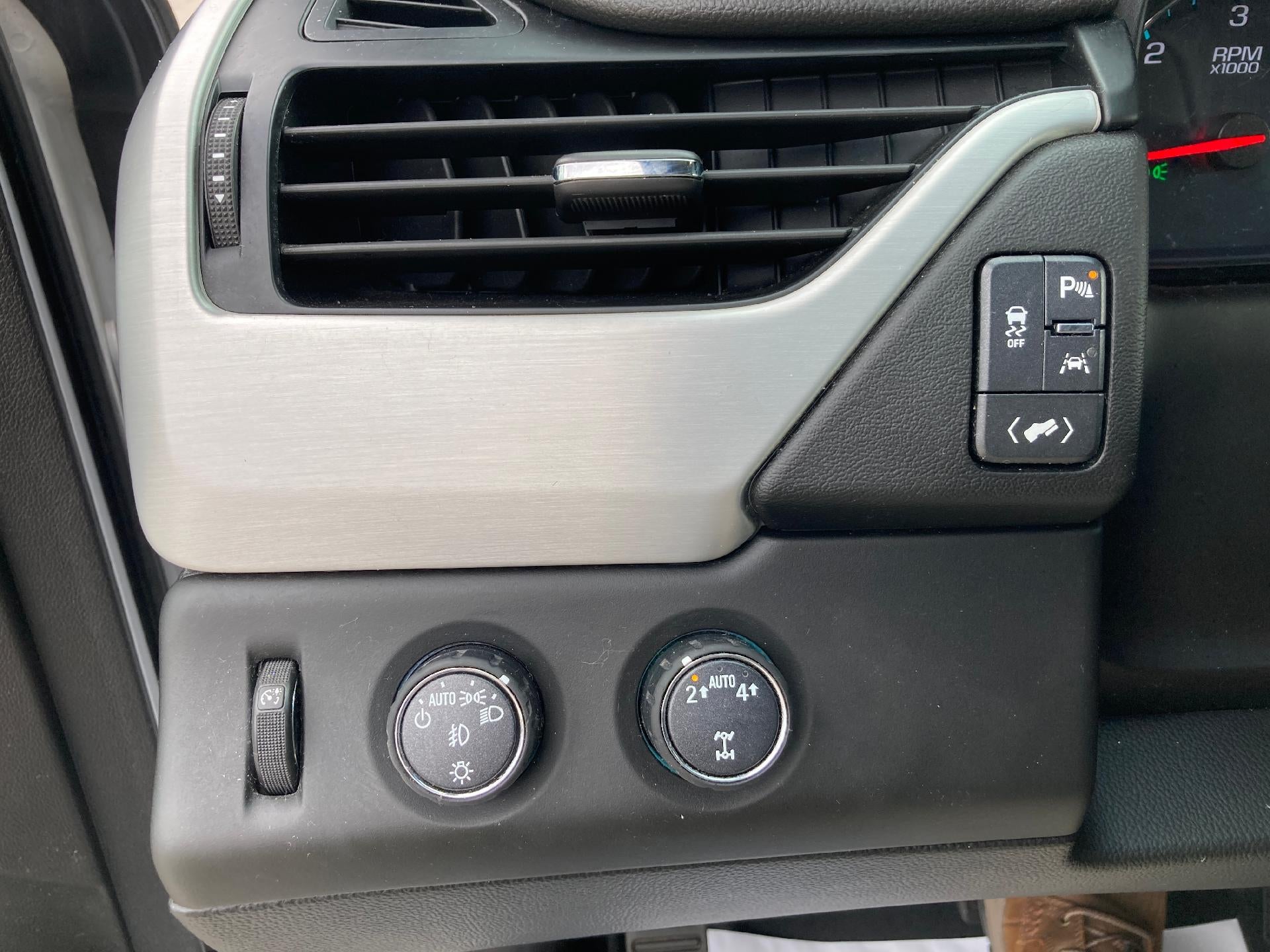 2019 GMC Yukon XL SLT