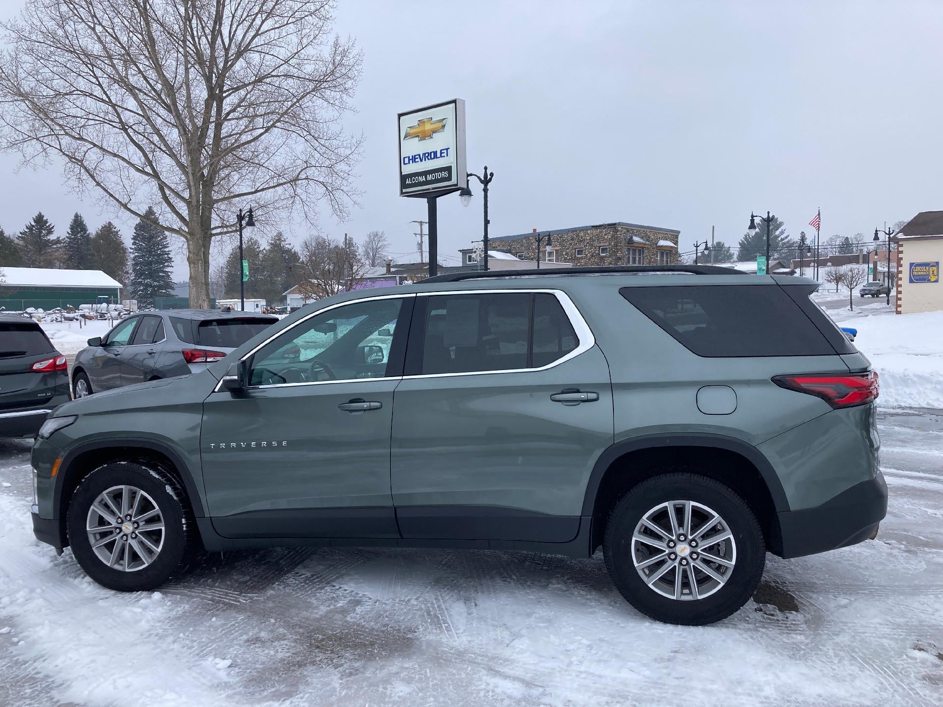 2022 Chevrolet Traverse LT Leather