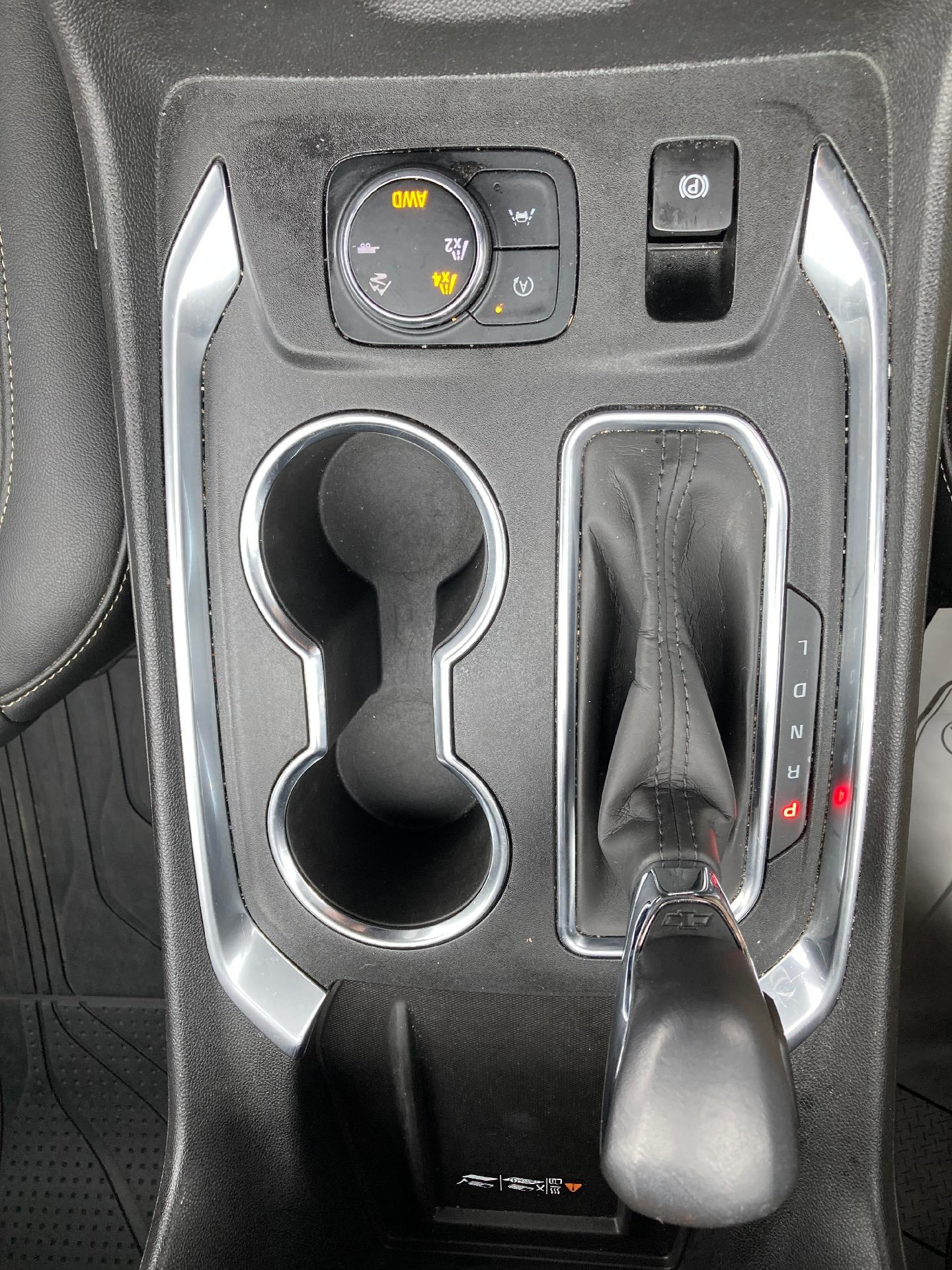 2022 Chevrolet Traverse LT Leather