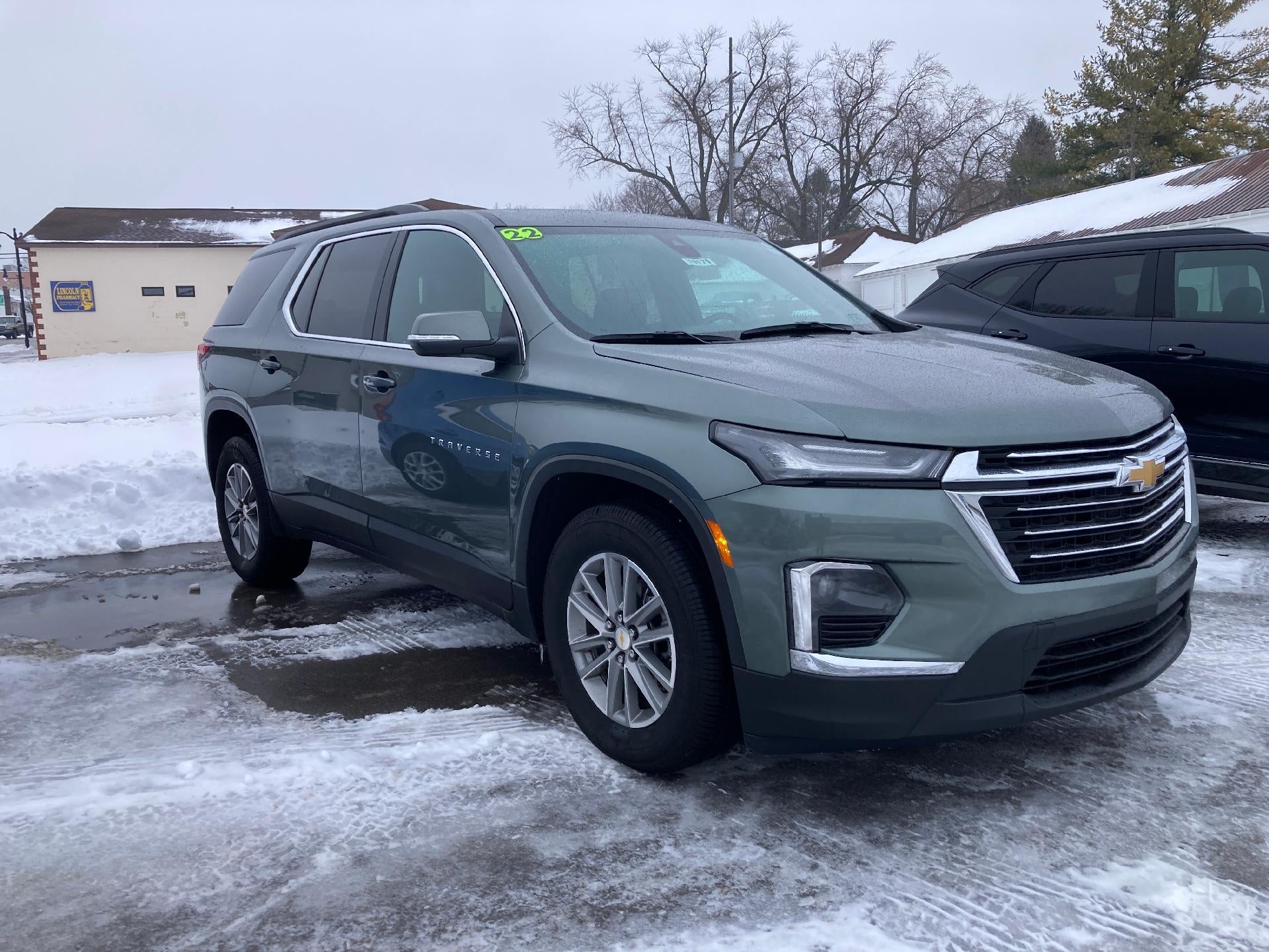 2022 Chevrolet Traverse LT Leather