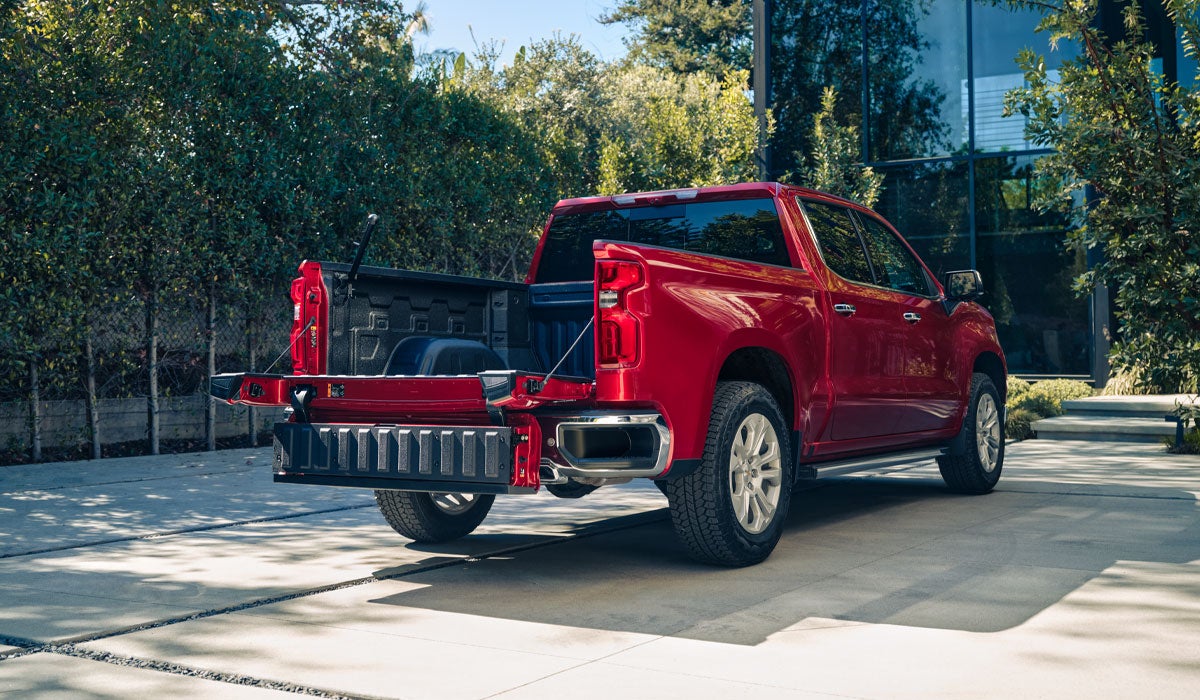 Alcona Motors in LINCOLN MI